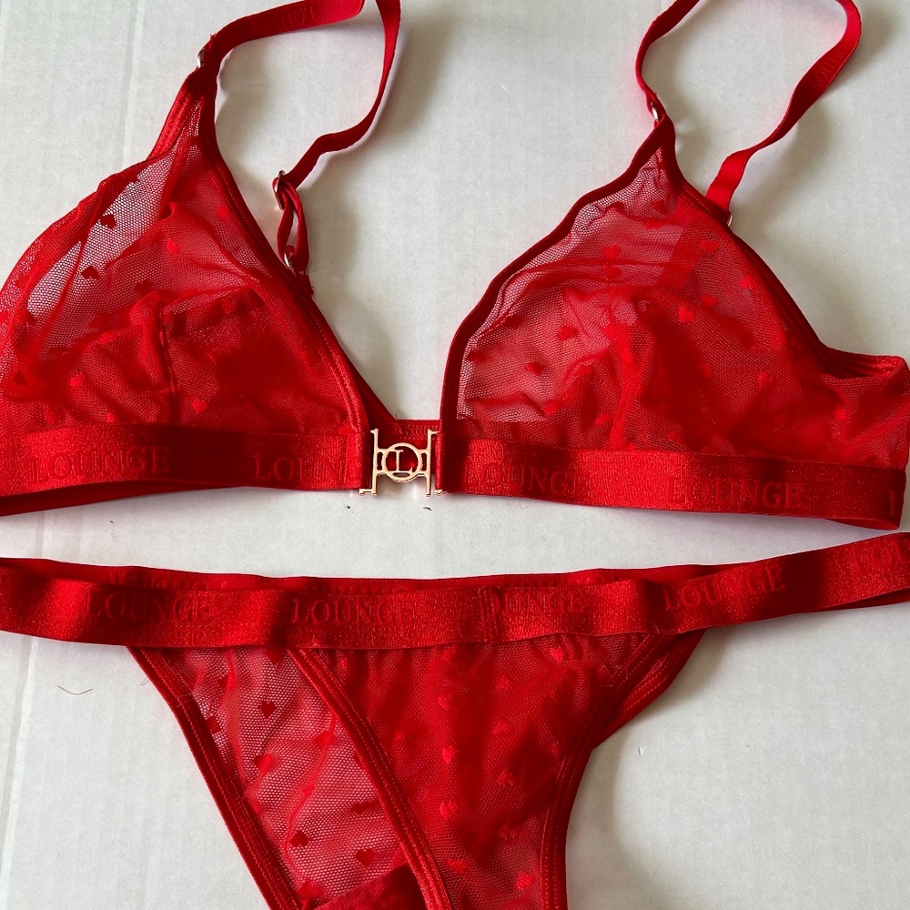 Lounge set Bra & thong, size M